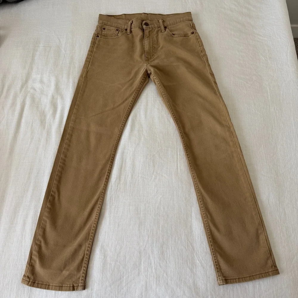 Levi's 513 Mens Khaki‎ Tan Denim Slim Straight Jeans Size 30x32 Neutral Classic